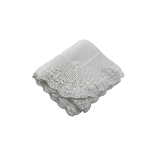 Baby Blanket with Scallop Lace Border White