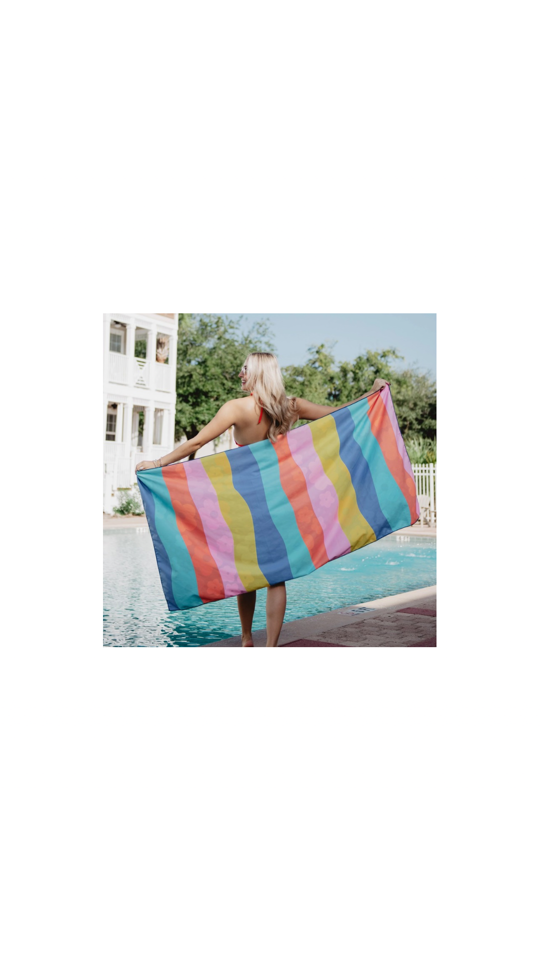 Navy Daisy Bulk Beach Towels