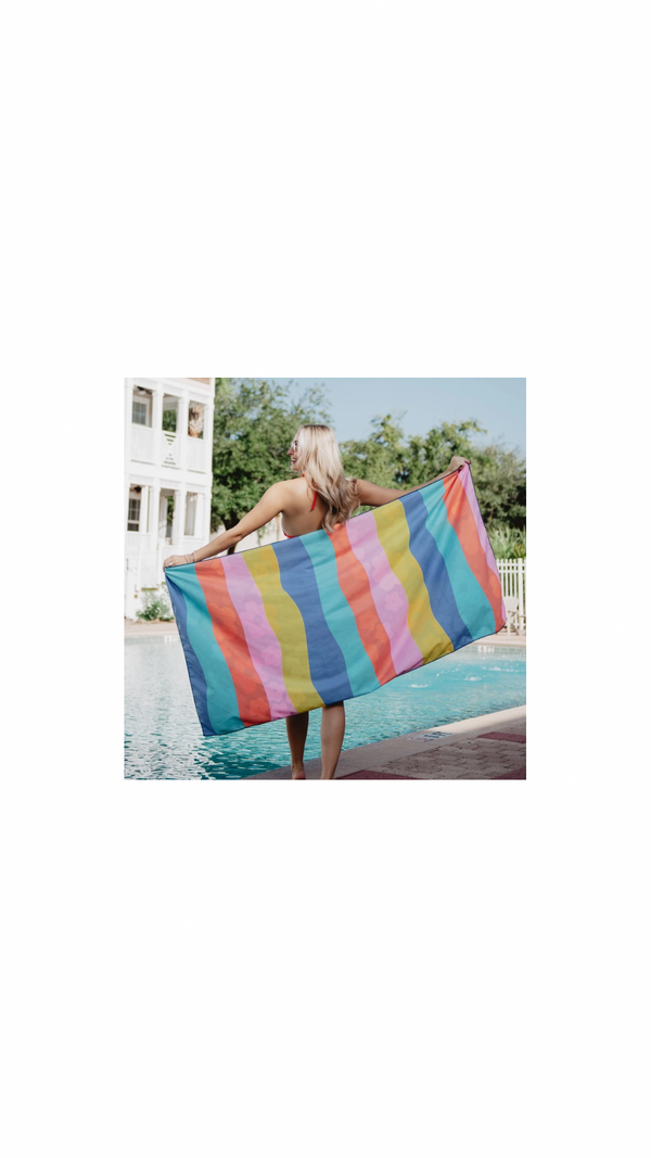 Navy Daisy Bulk Beach Towels