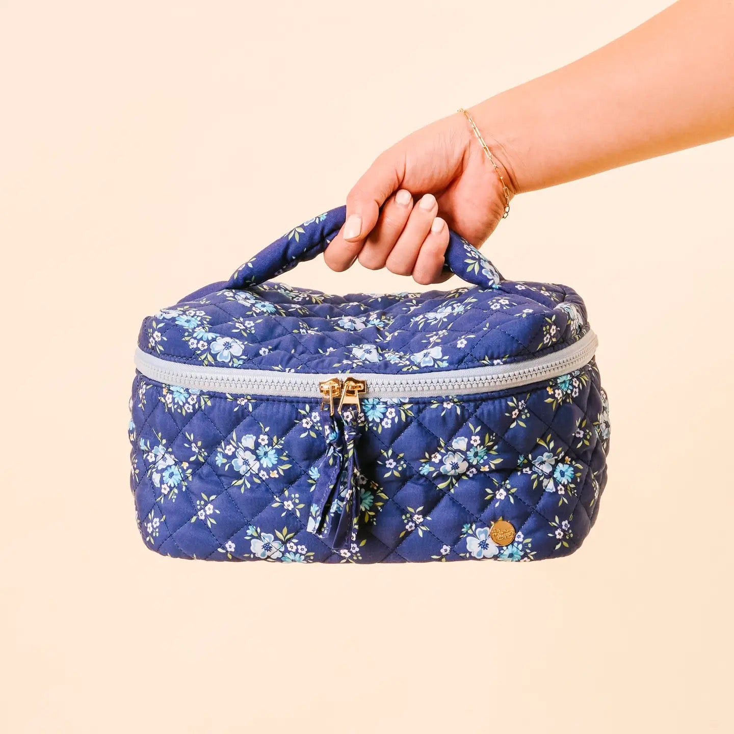 Glam & Go Quilted Cosmetic Bag-Endless Daydream Navy