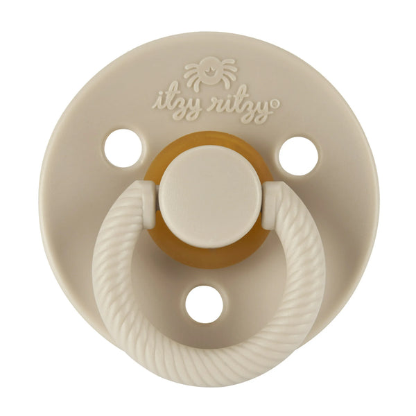 Itzy Soother™ Natural Rubber Paci Sets Coconut + Toast 0-6m